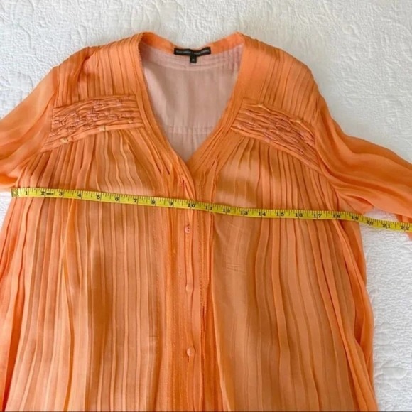 Anthropologie Santari Pleated Button Down embroidered peach Blouse size medium - Picture 8 of 15